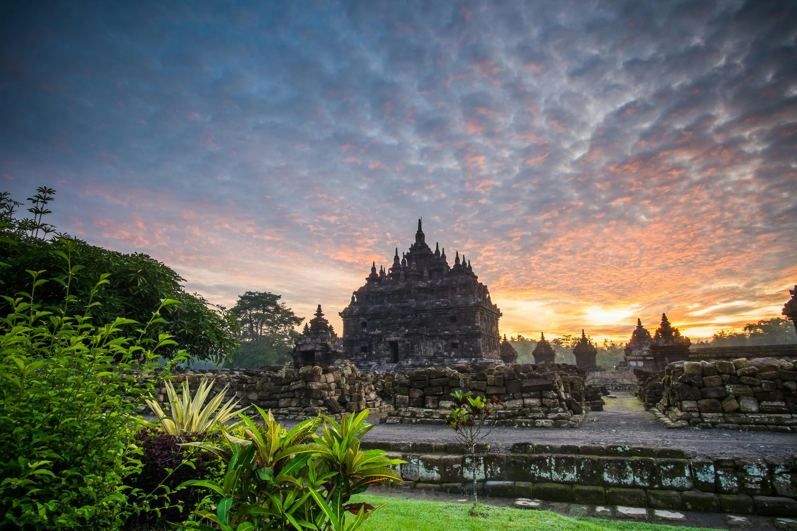 travel garut yogyakarta